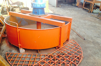 盤式攪拌機(jī)簡介